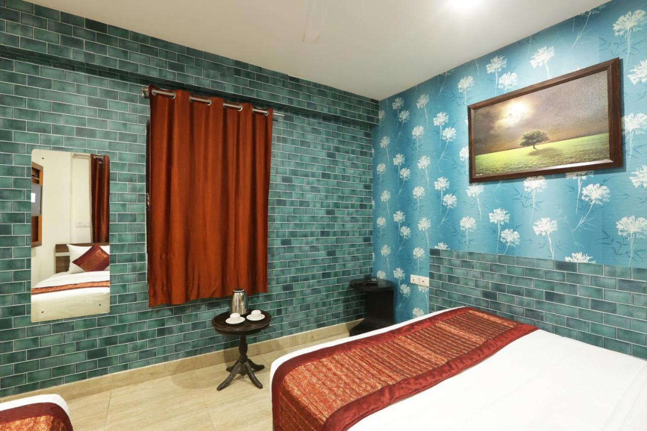 Hotel Airport Star Nuova Delhi Esterno foto