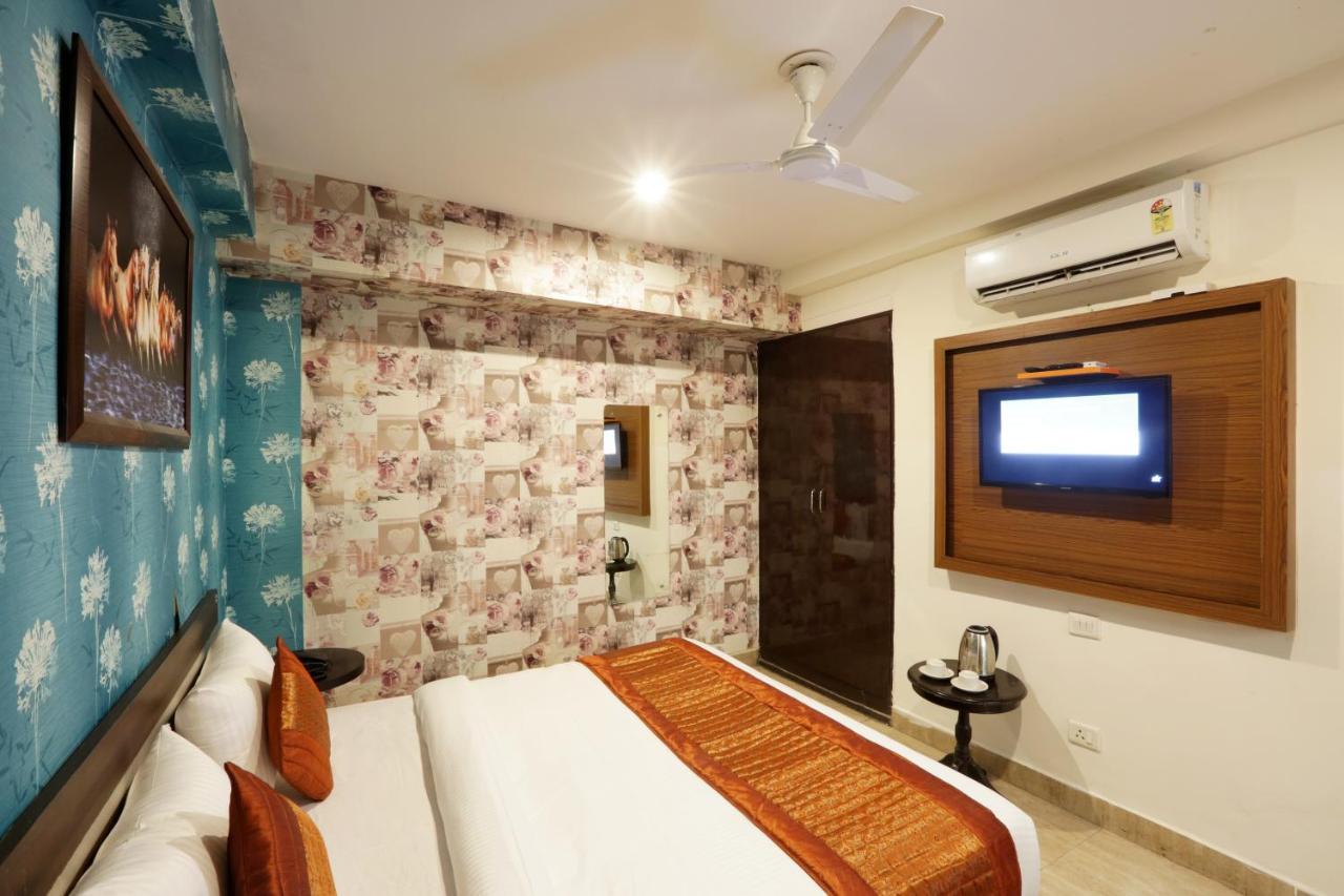 Hotel Airport Star Nuova Delhi Esterno foto