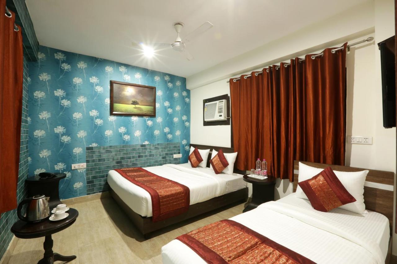 Hotel Airport Star Nuova Delhi Esterno foto