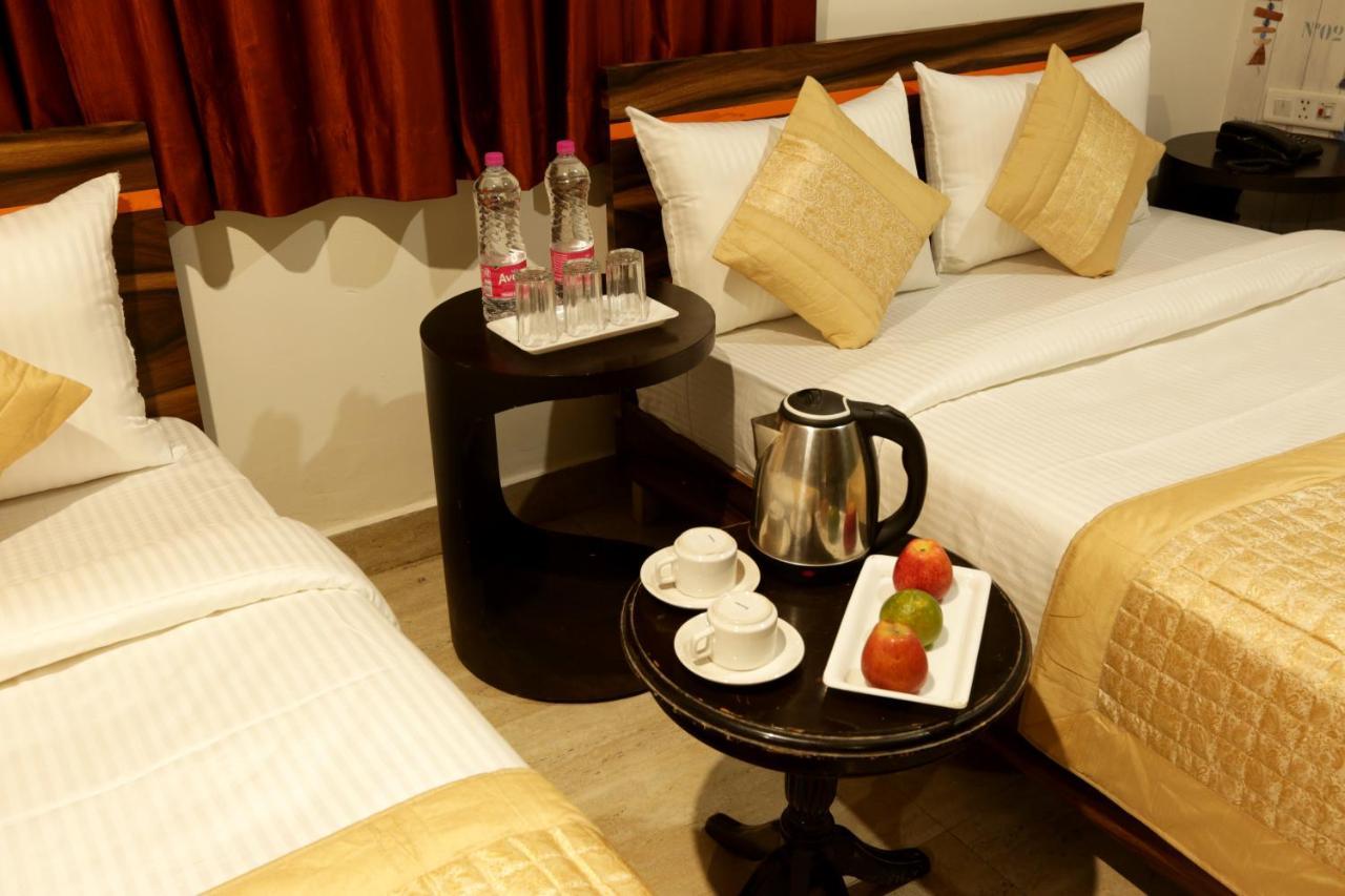 Hotel Airport Star Nuova Delhi Esterno foto